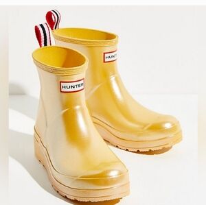 Hunter Nebula Play Short Rain Boot in SUNFLOWER Yellow size 11 US